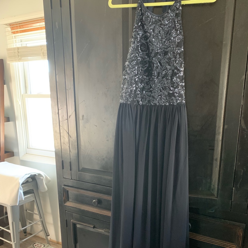 Vera Wang Chiffon and Sequin Navy Blue Formal Gown